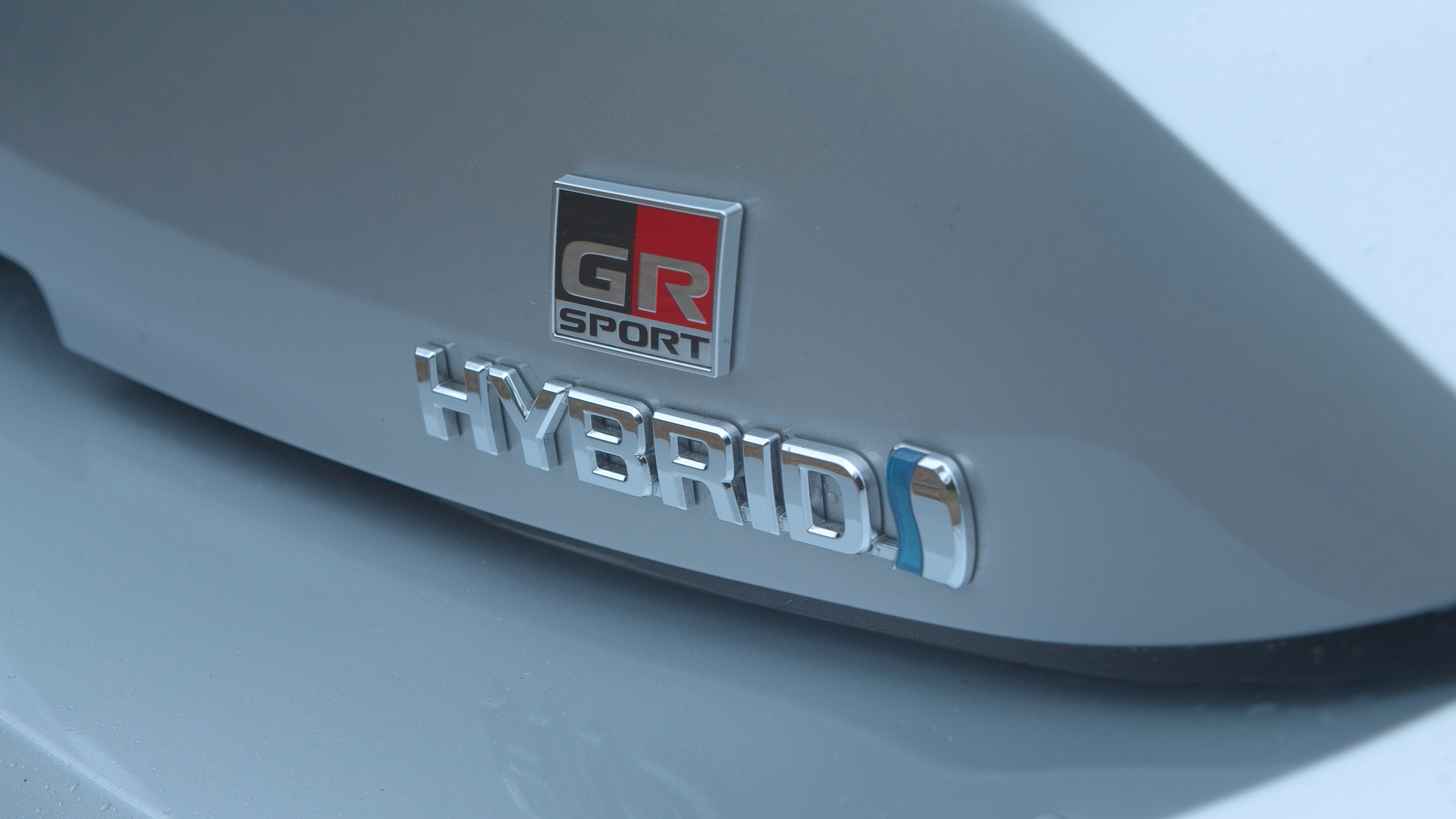 TOYOTA COROLLA HATCHBACK 1.8 Hybrid GR Sport 5dr CVT